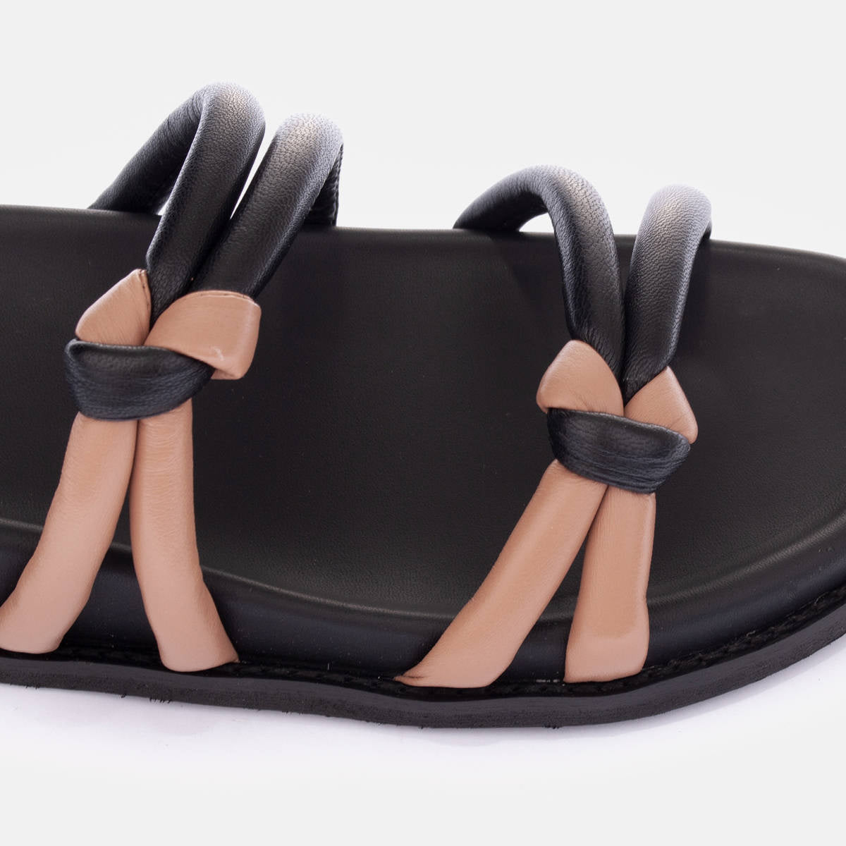 Klapki z pasków tubolare - zdjęcie 7