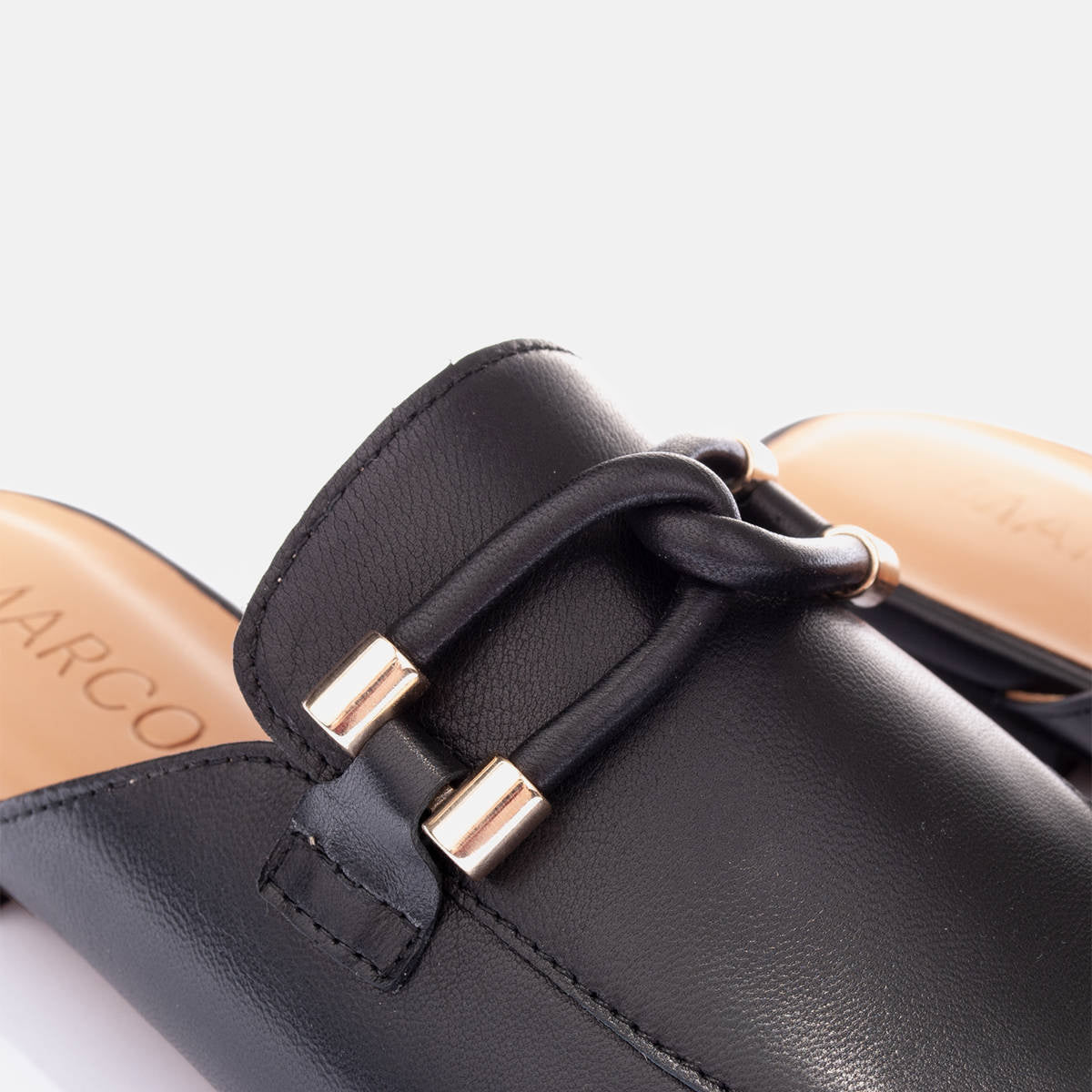 Klasyczne klapki mule - zdjęcie 5