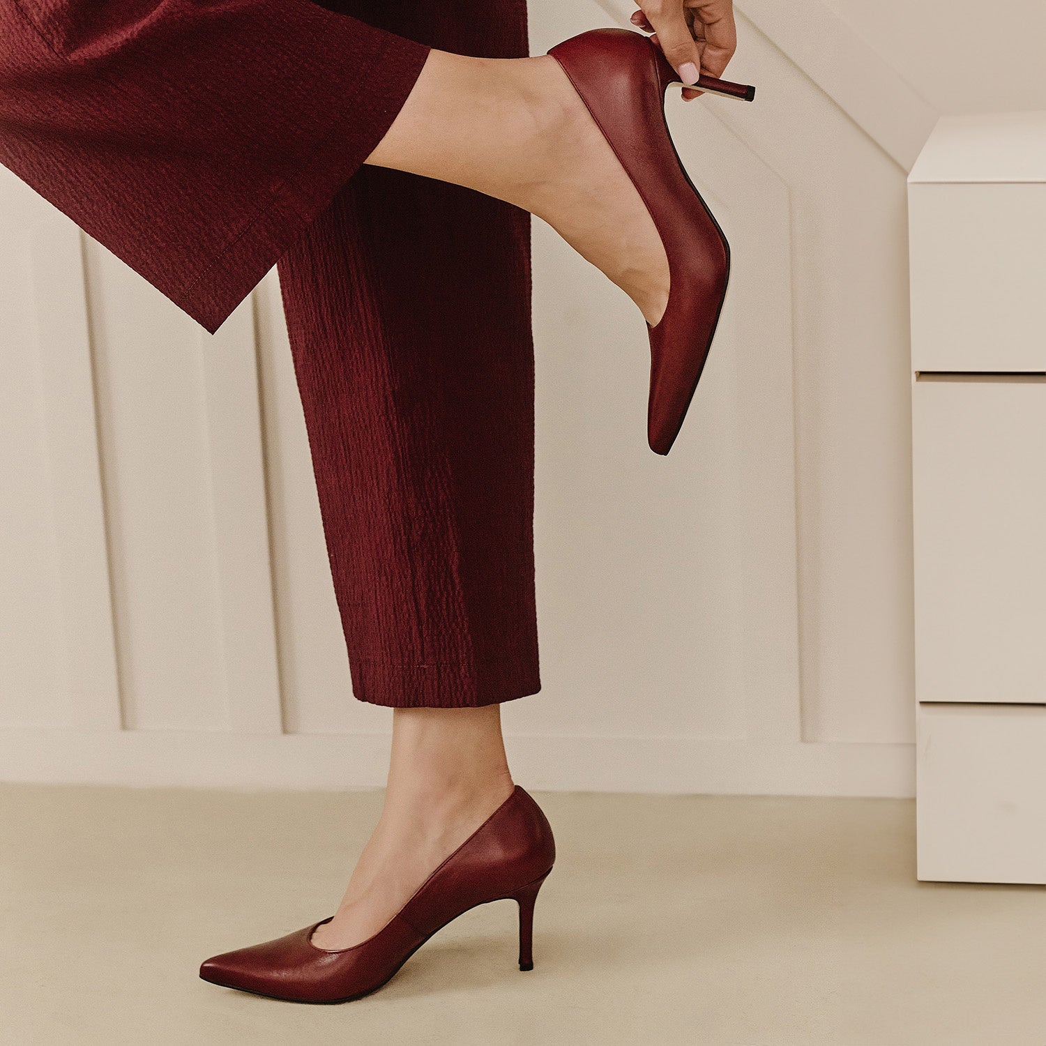 Szpilki Eleve - zdjęcie 2