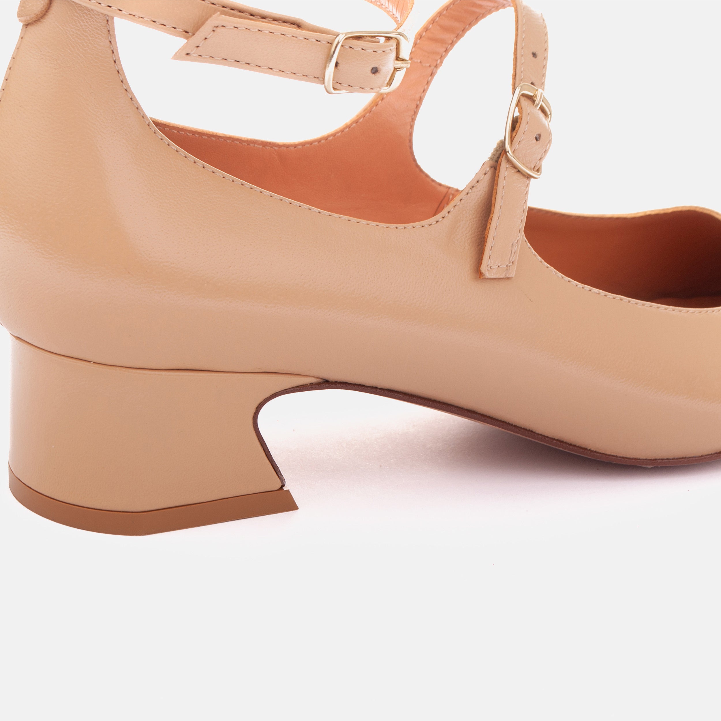 Czółenka w stylu Mary Jane - zdjęcie 5