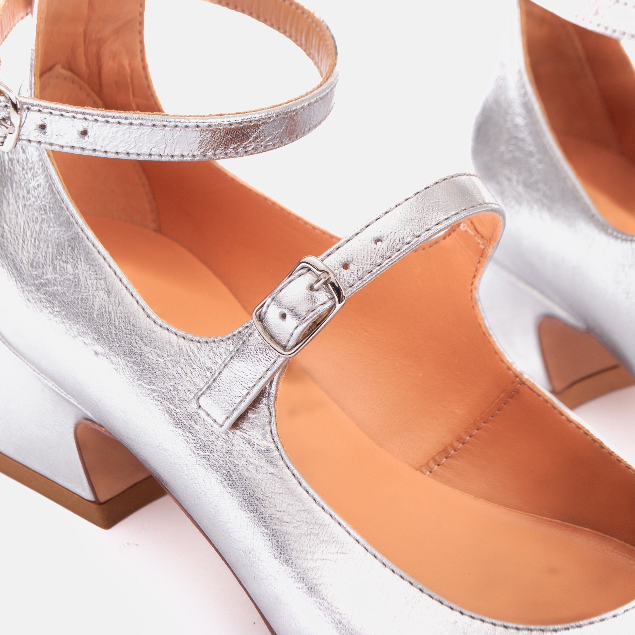 Czółenka w stylu Mary Jane - zdjęcie 6