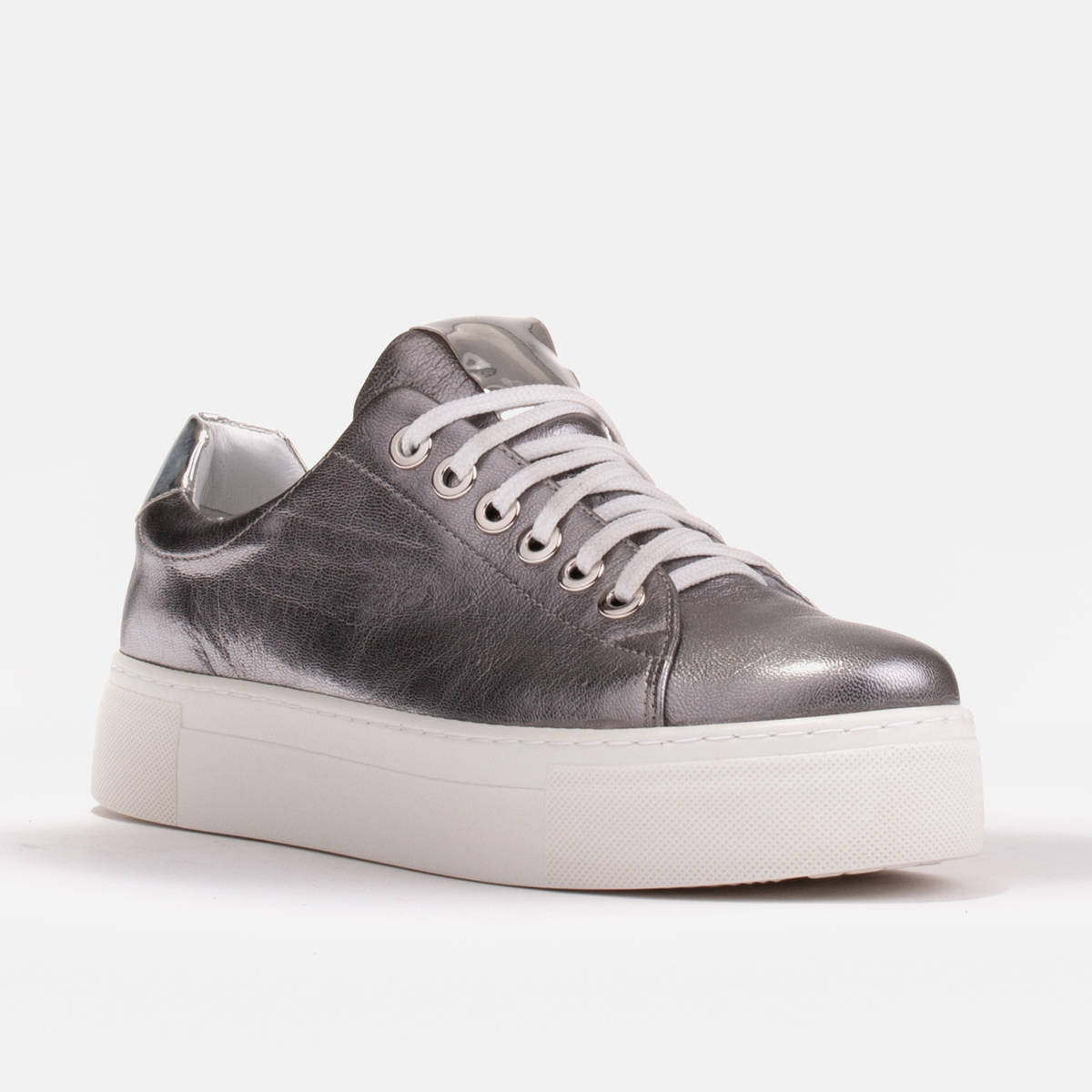 Damskie sneakersy z naturalnej skóry na grubej podeszwie - zdjęcie 2