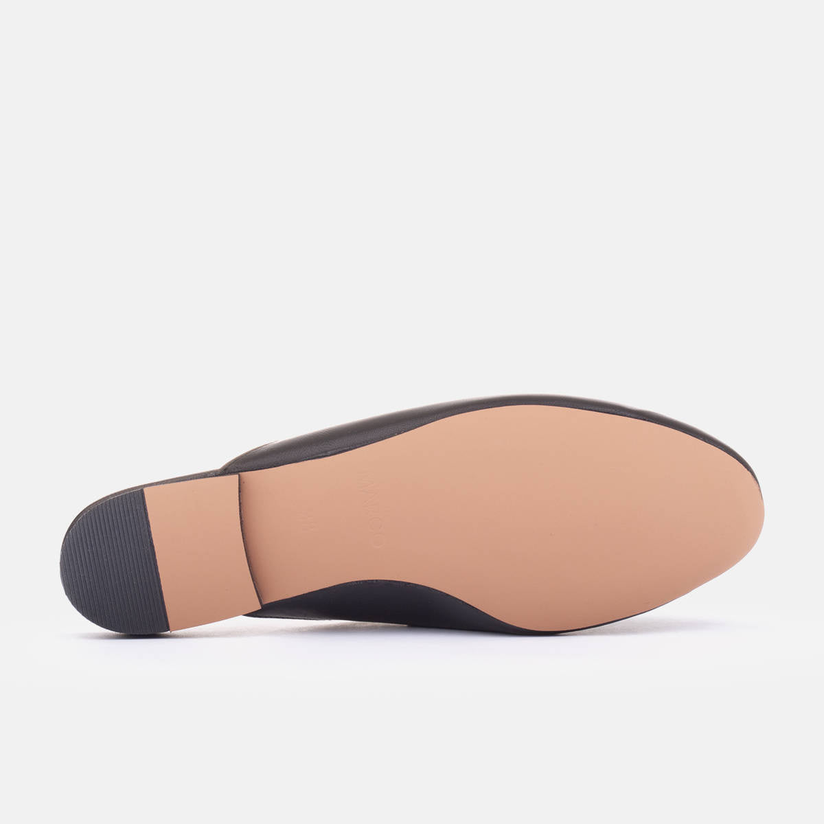 Klasyczne klapki mule - zdjęcie 7