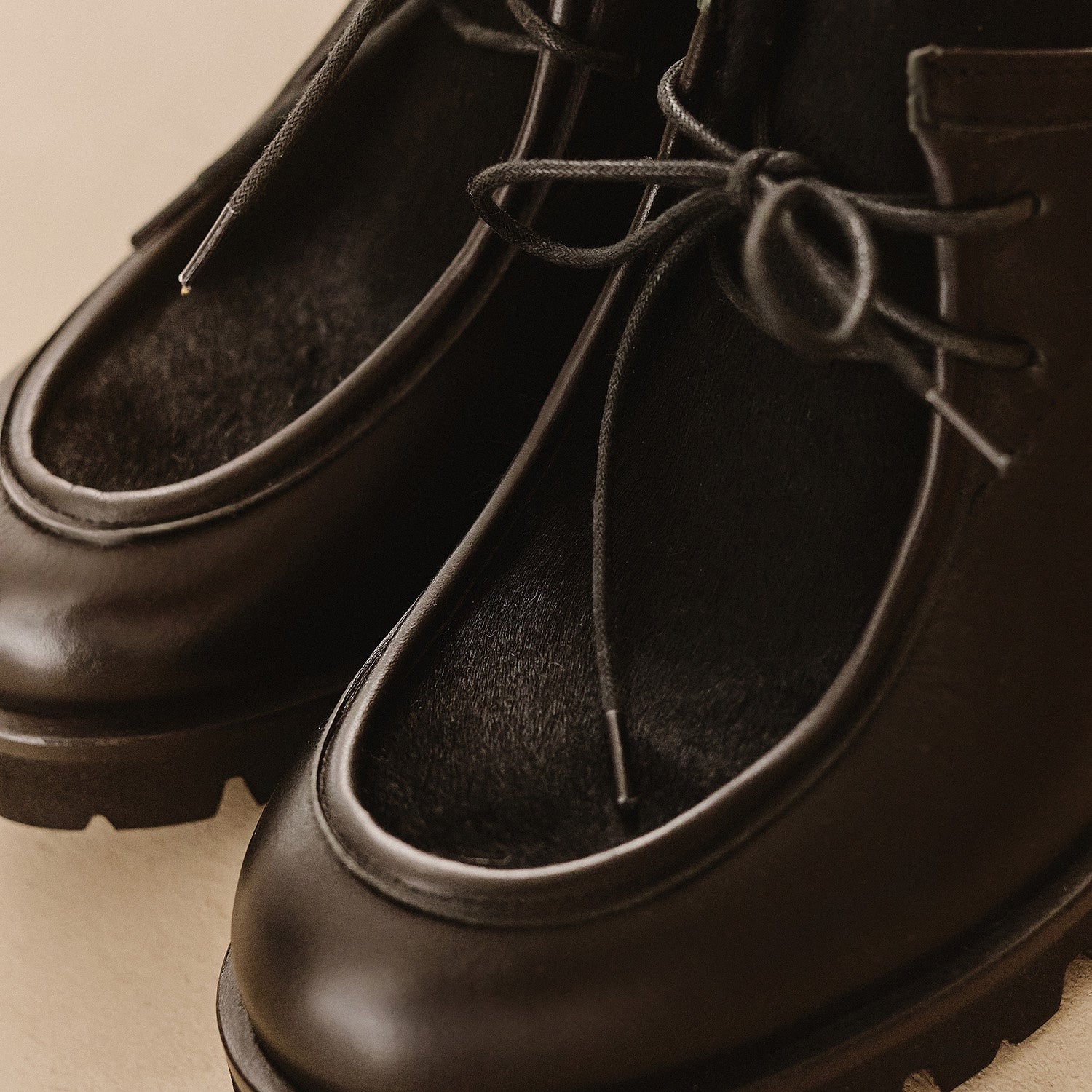 Półbuty Noah - zdjęcie 2