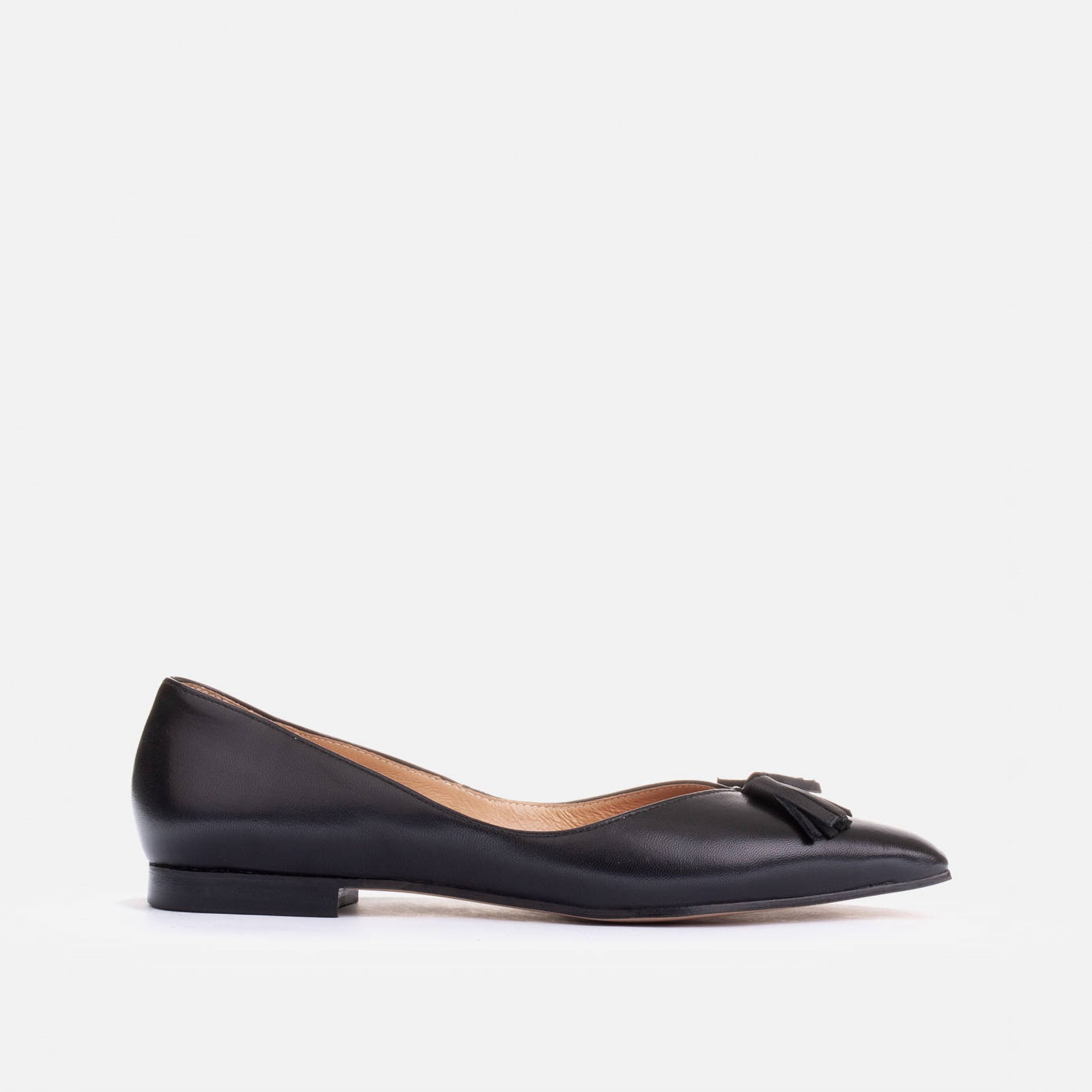 Subtelne baleriny z frędzlami - zdjęcie 1